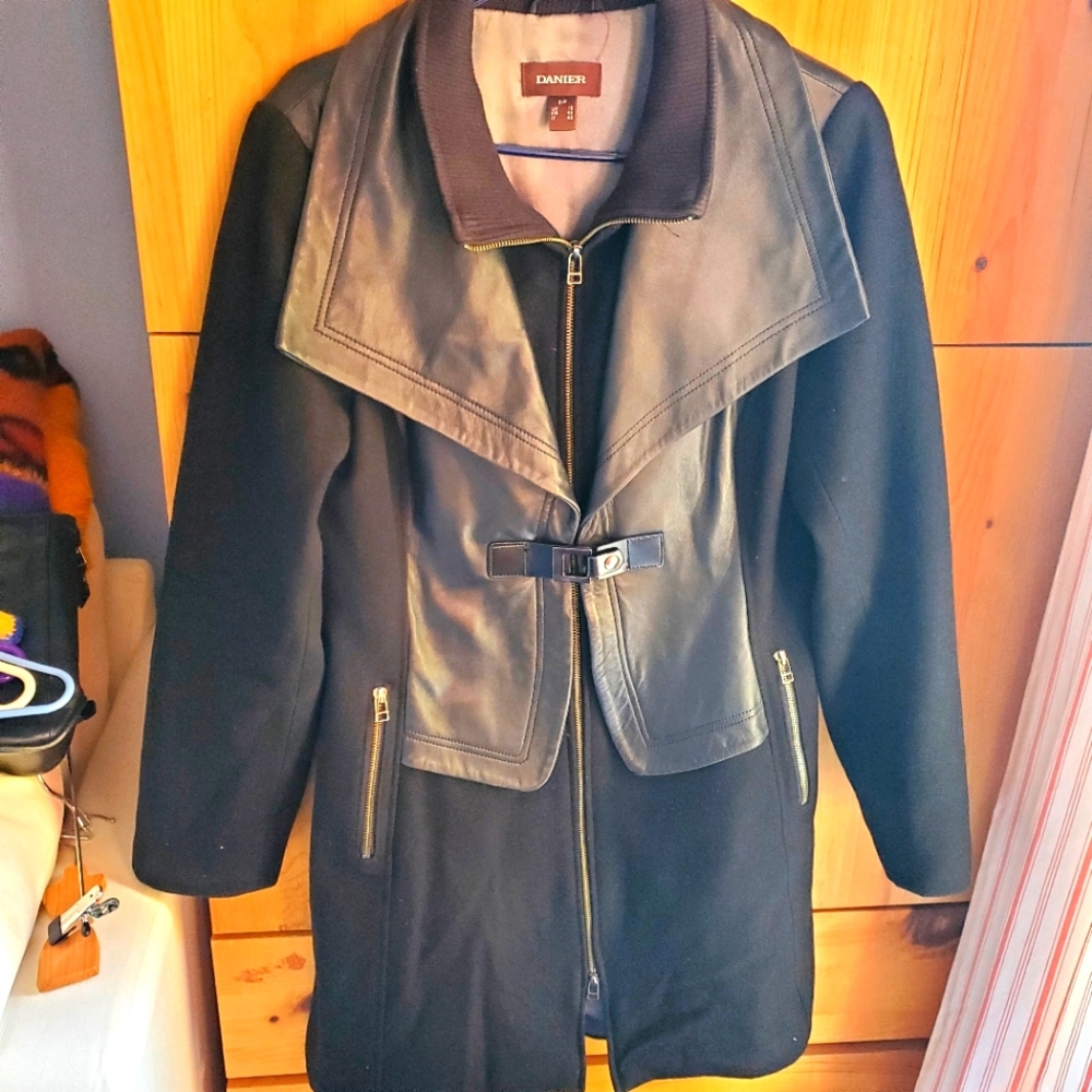 Danier Women's Black Leather & Wool Coat Size 8